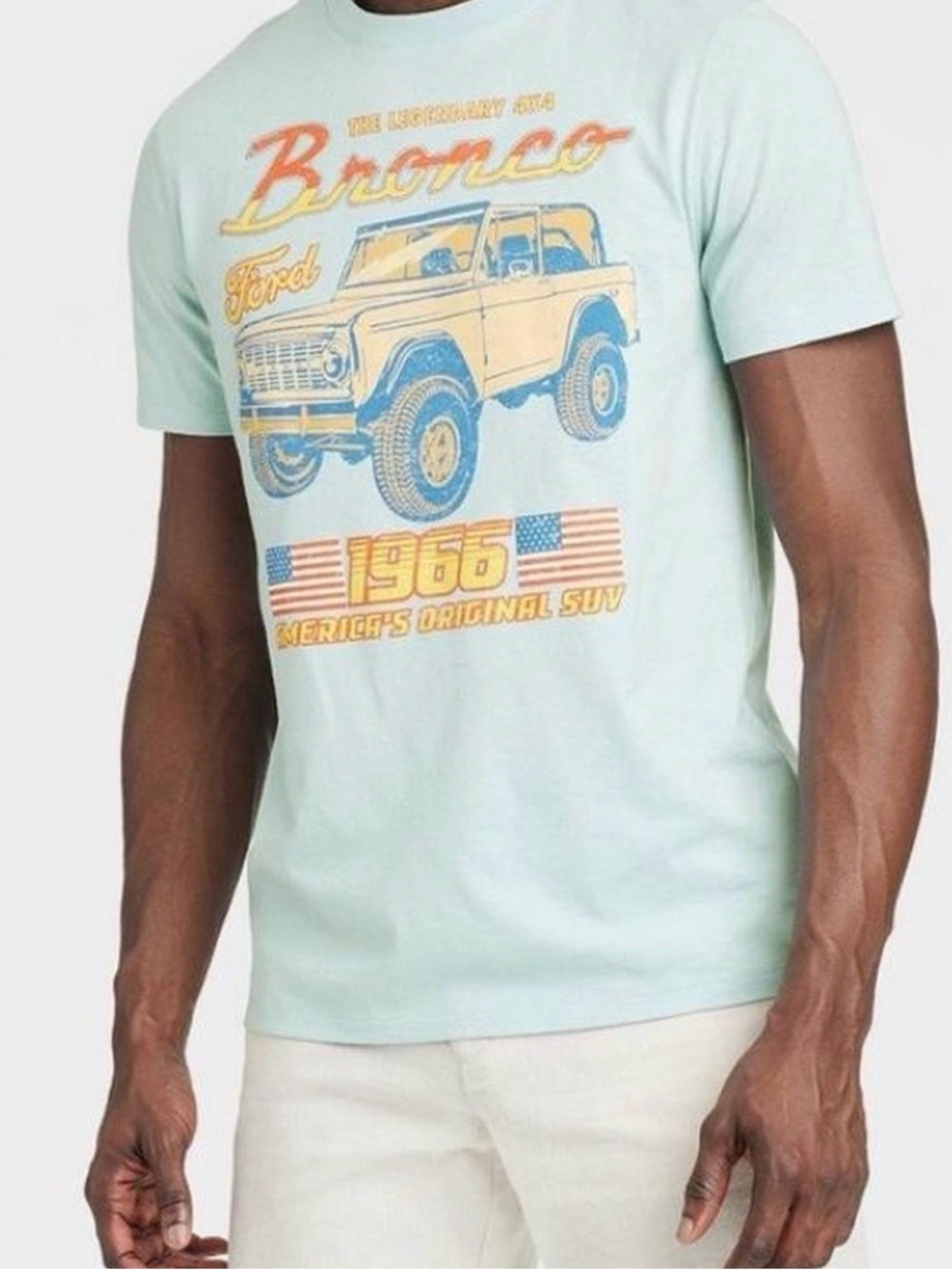 Ford Bronco 1966 Legendary Tee
Light blue
Size Large or XL
New with Tag